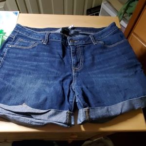 Jean shorts never worn